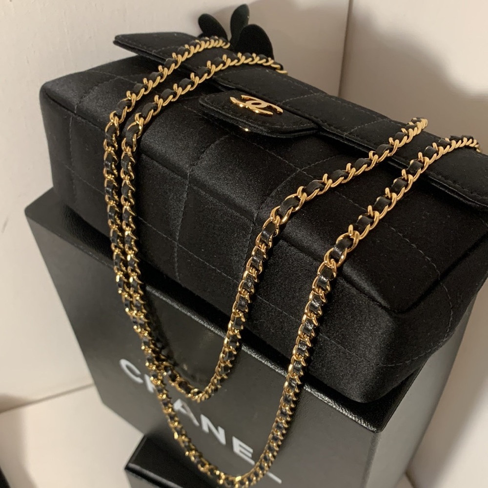 CHANEL Iconic Y2k Quilted Camellia Flap Bag Black Vegan Satin CC Gold Chain HW - Picture 6 of 15